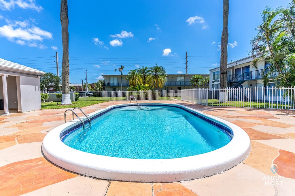 Oakland Park Apartment | A01903-OAP-OASIS21 in Oakland Park