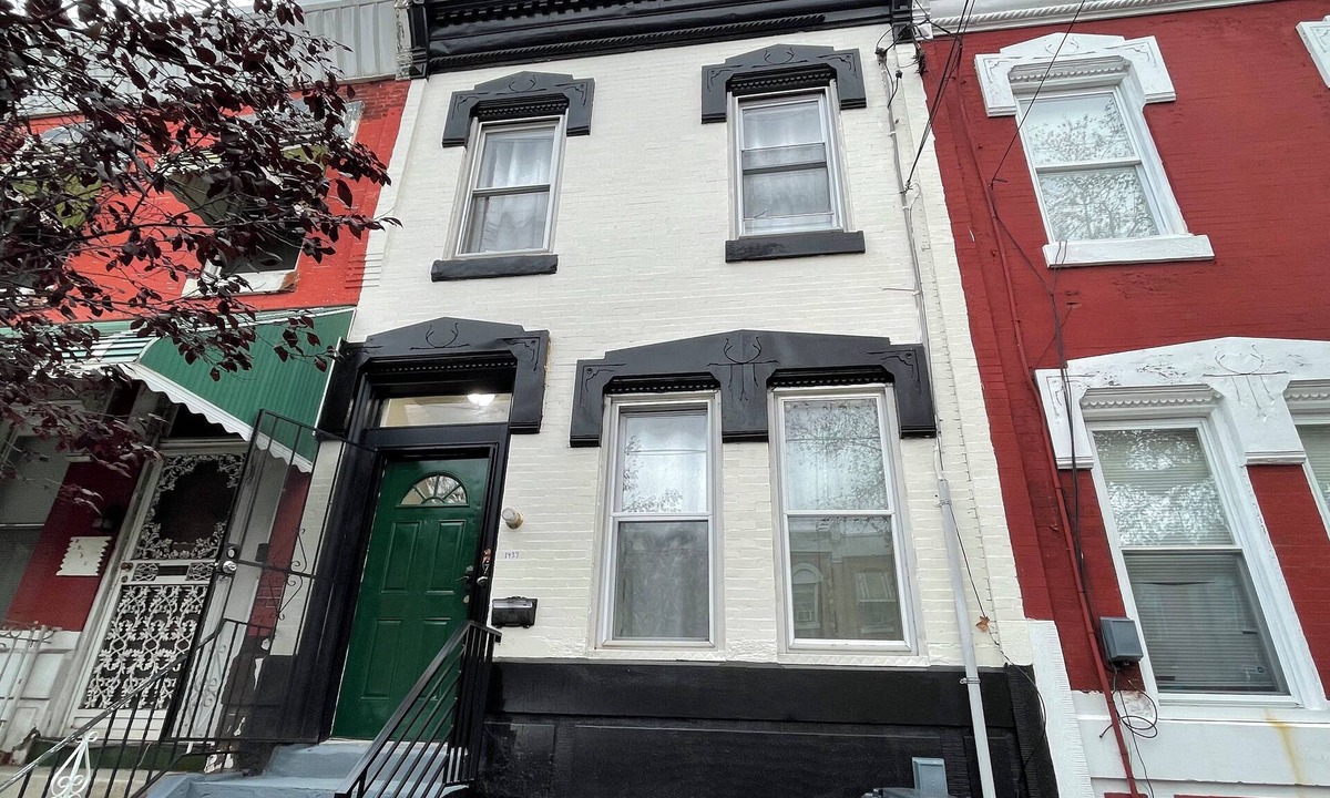 Brewerytown House | A3, Art Museum, Fairmount Park . Quiet one room, share kitchen.