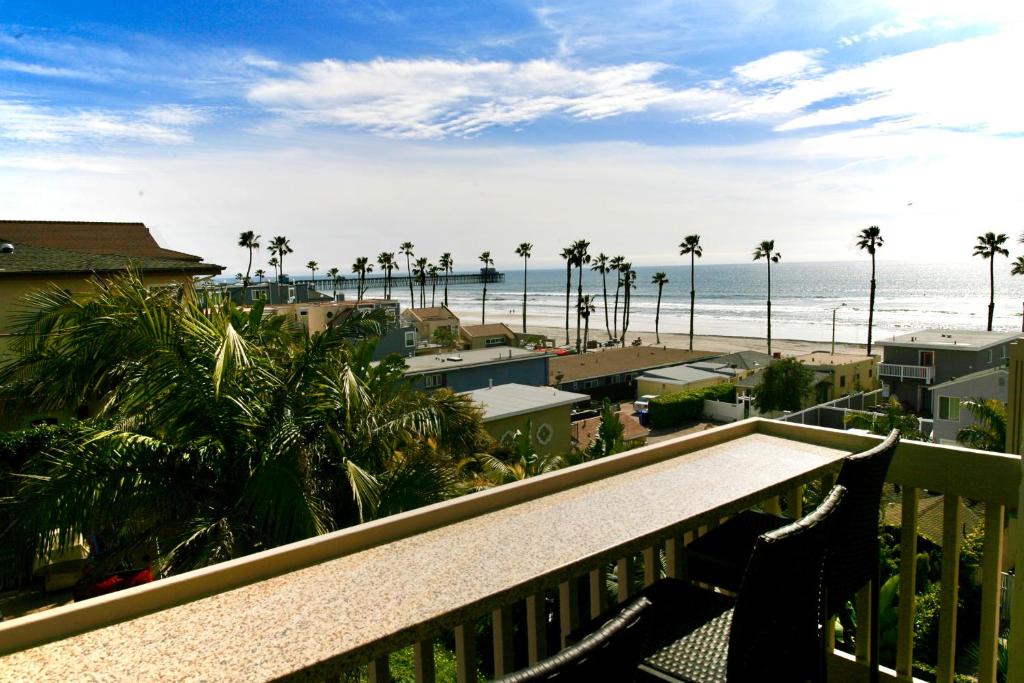 Townsite House | A300 - Pier View Paradise