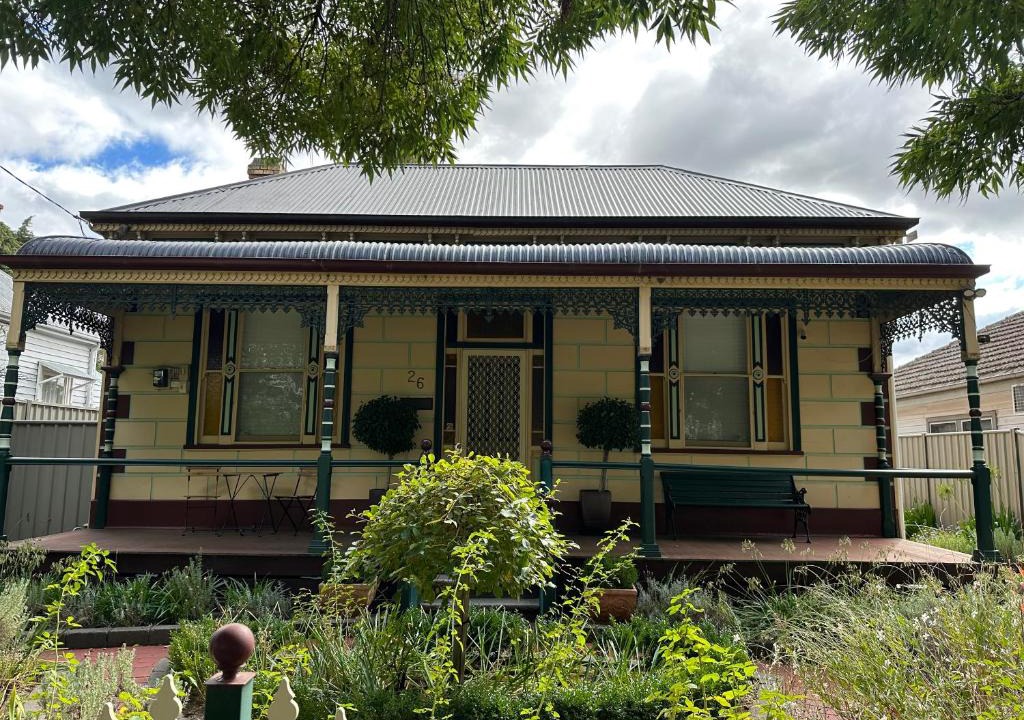 North Bendigo House | AAA Plus Yapera On Lucan