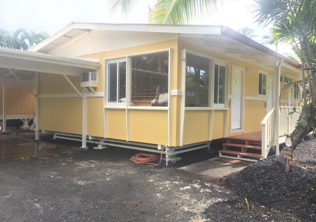 Keaukaha Hotel | Aaron’s cottage