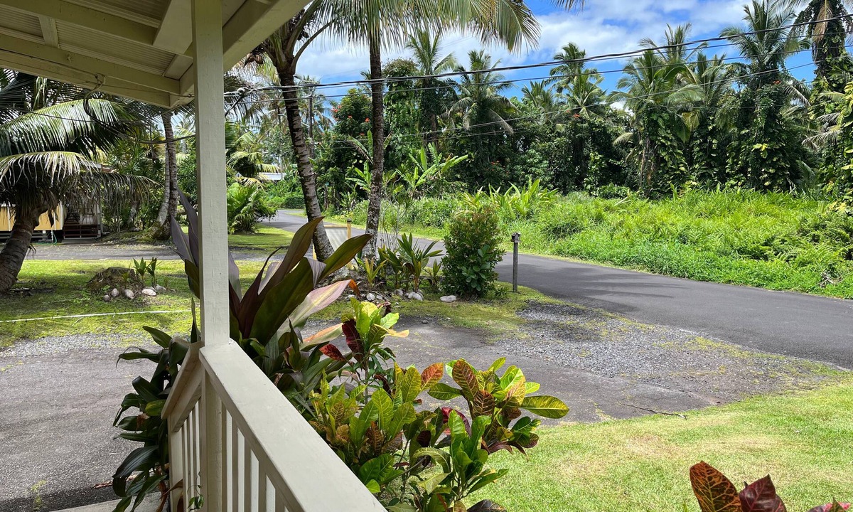Keaukaha Hotel | Aarons Cottage