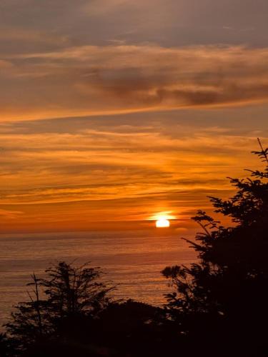 Anchor Bay House | Abalone Cove