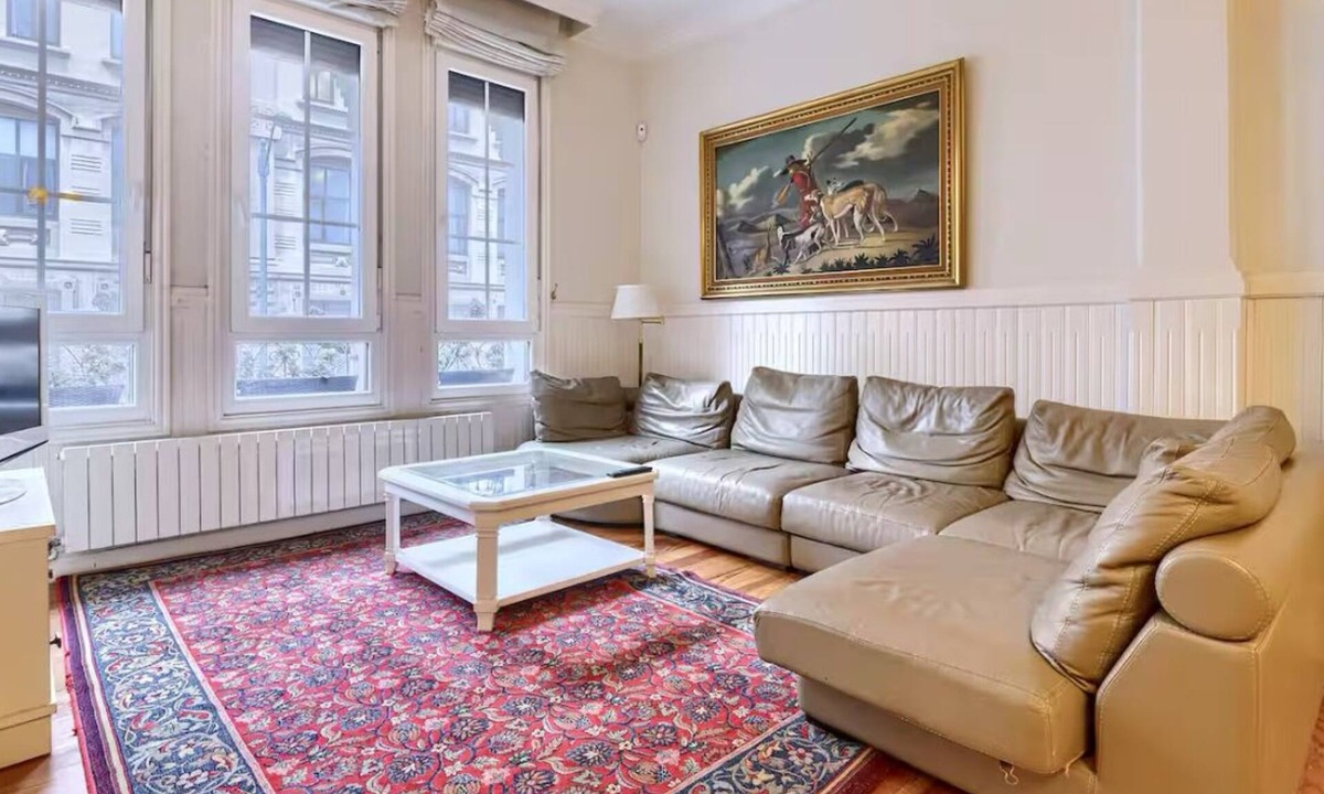 Abando Apartment | Abando-Ibarra House Guggenheim Bilbao