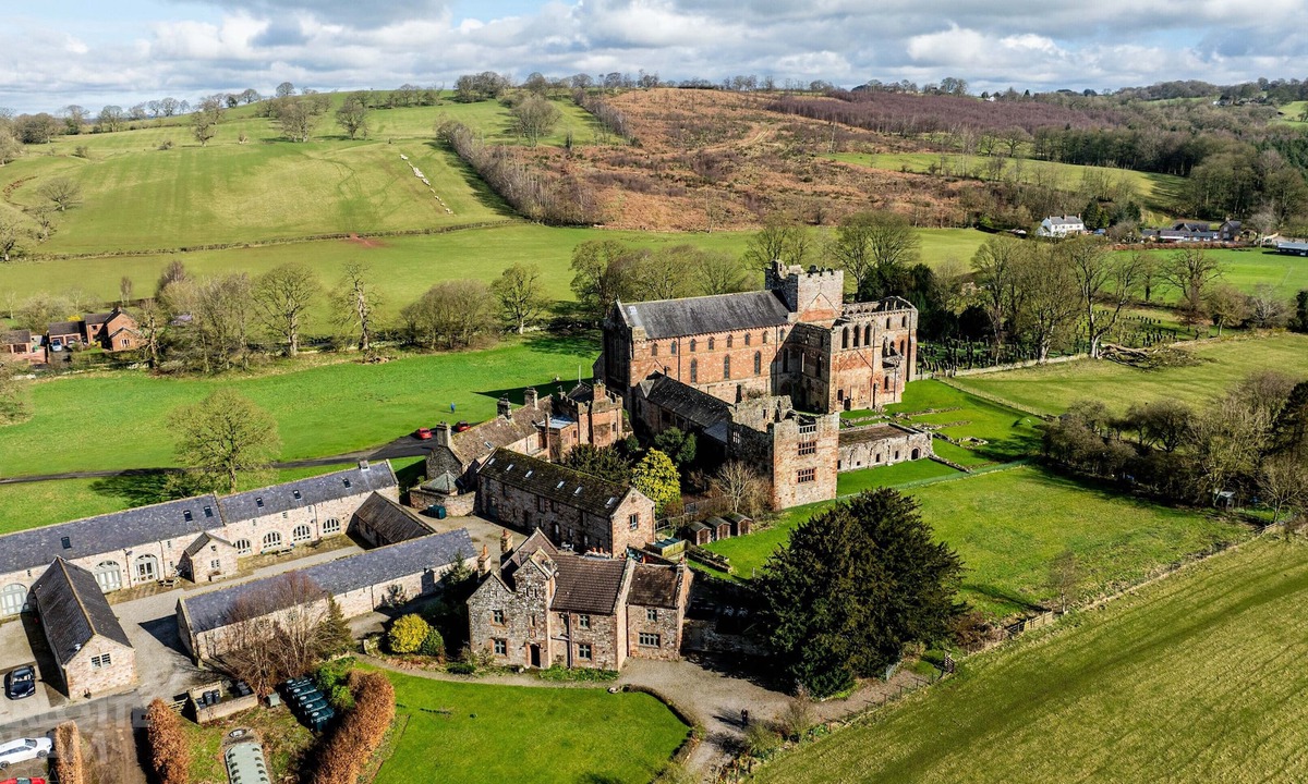 Lanercost Bed & Breakfast | Abbey Farm House