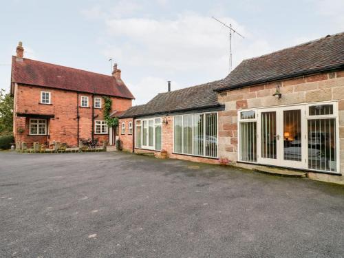 Denstone House | Abbey View Farm Cottage