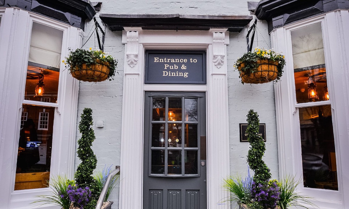 Kenilworth Hotel | Abbeyfield By Chef and Brewer collection