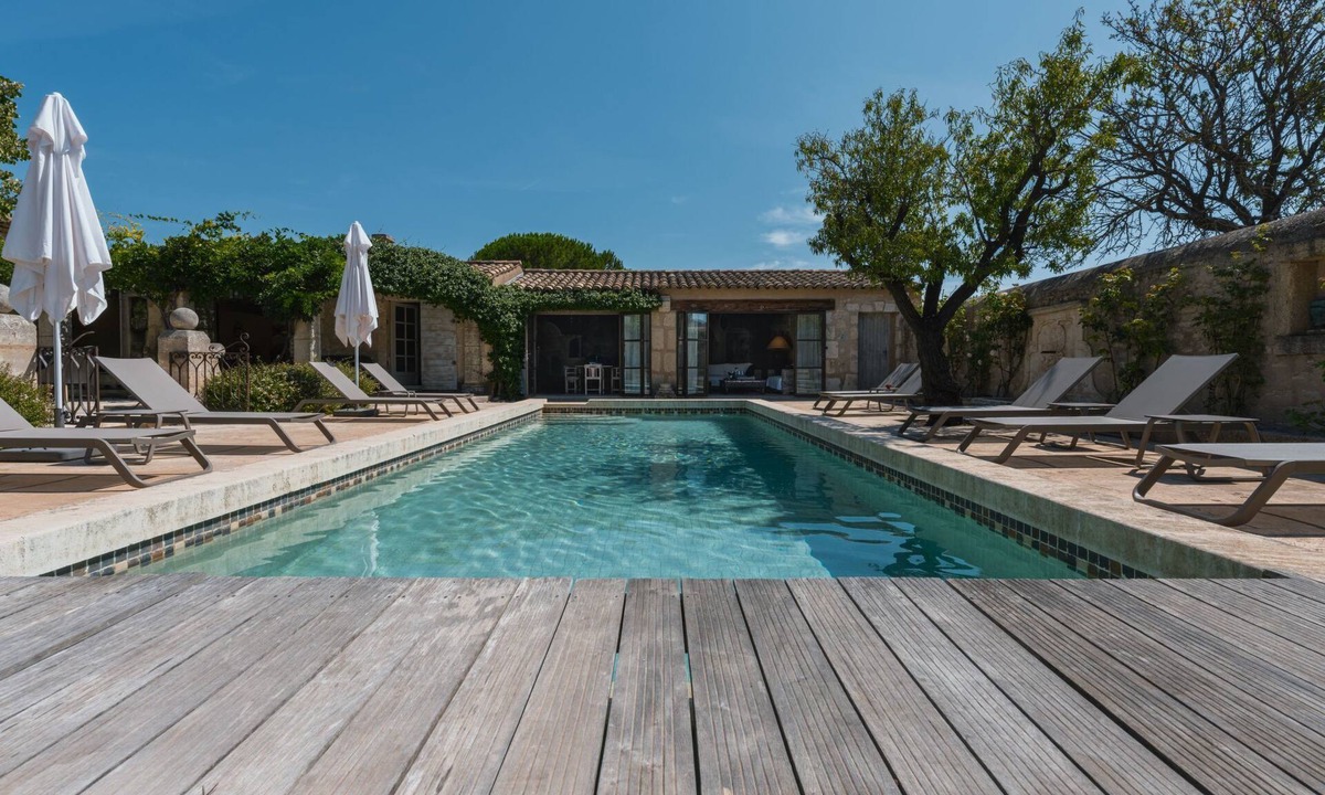 Eygalieres House | Aber Naste by Interhome