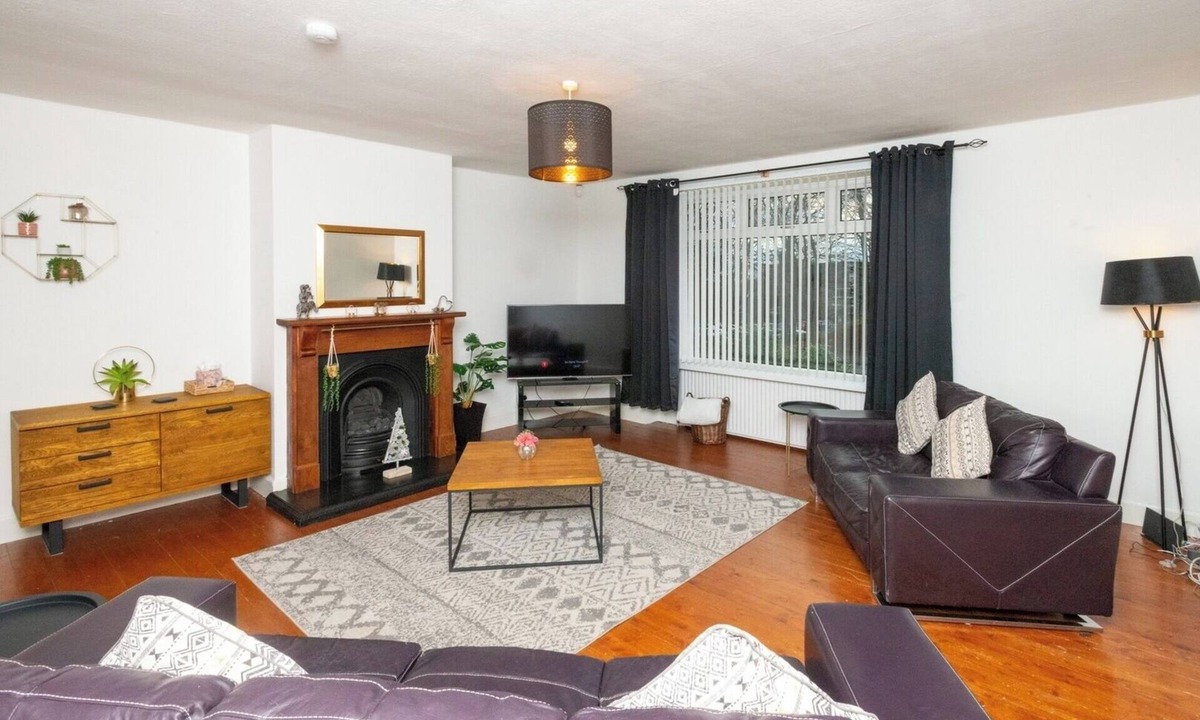 Central Aberdeen House | Aberdeen Nest