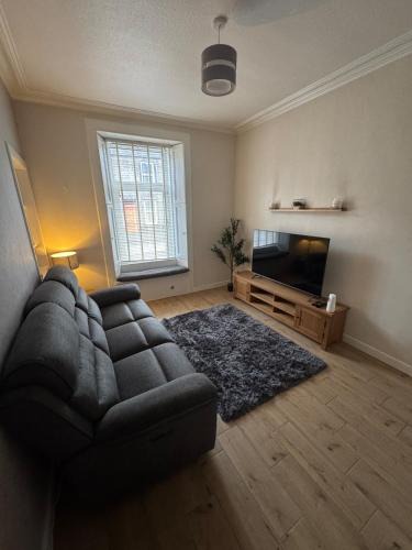 Aberdour Apartment | Aberdour Cosy Coastal Flat