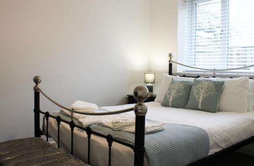 Abingdon Apartment | Abingdon - Private Flat with Garden & Parking 02