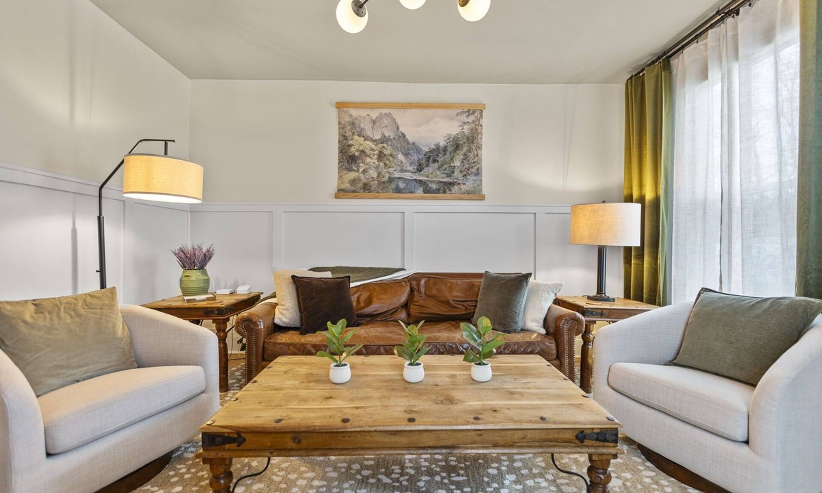 Newark House | Abode 81 in Newark Ohio