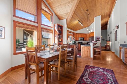 Deer Valley House | Abode at Crescent Cabin