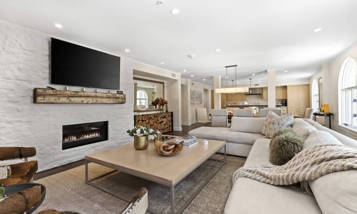 Downtown Park City Condo | Abode at Sky Silver, upscale flat on Main Street, trail access