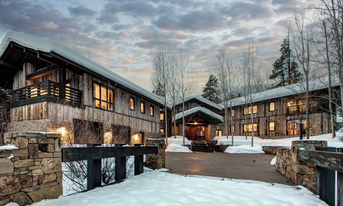 Granite Ridge House | Abode on the Big Trail | Access to Ski Runs