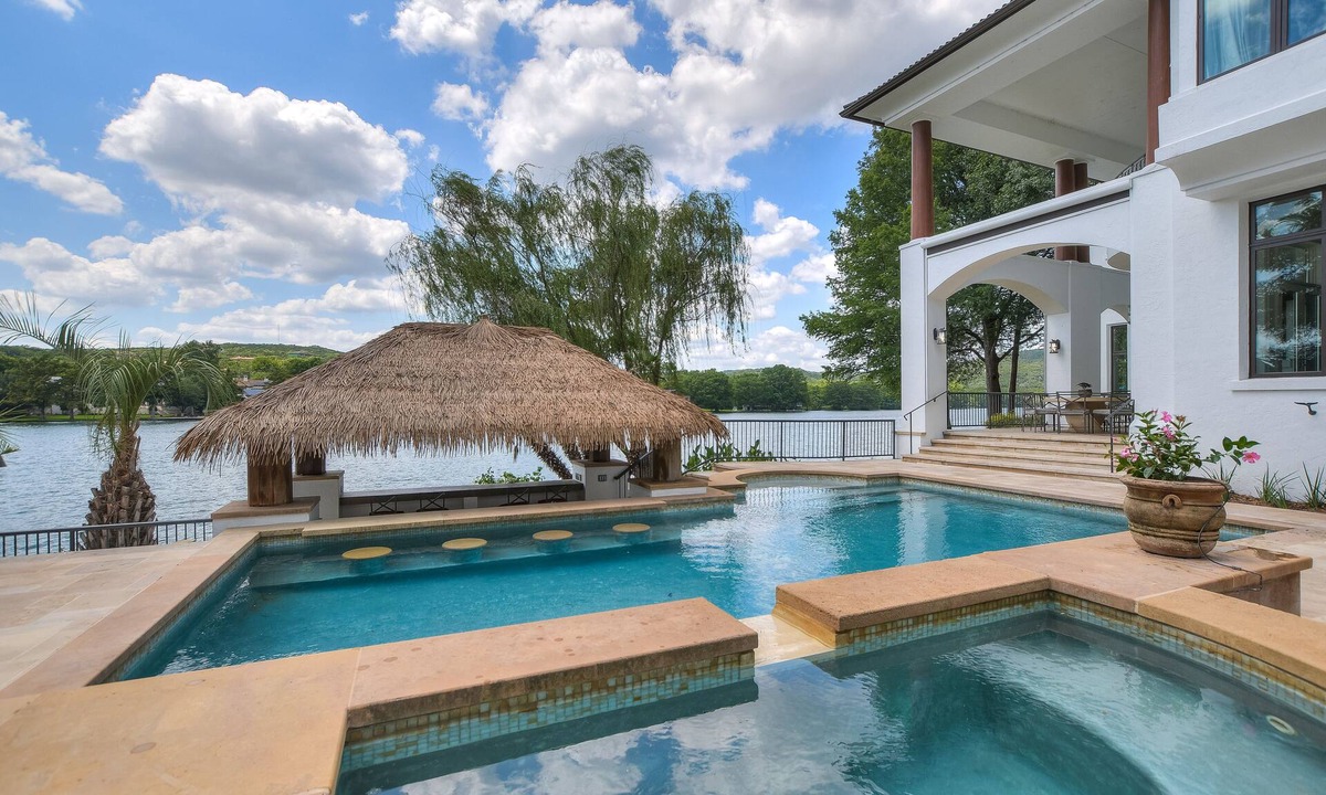 Davenport Ranch West House | Above Casa Paradiso I Waterfront I Lake Austin I Pool&Spa I Game Room