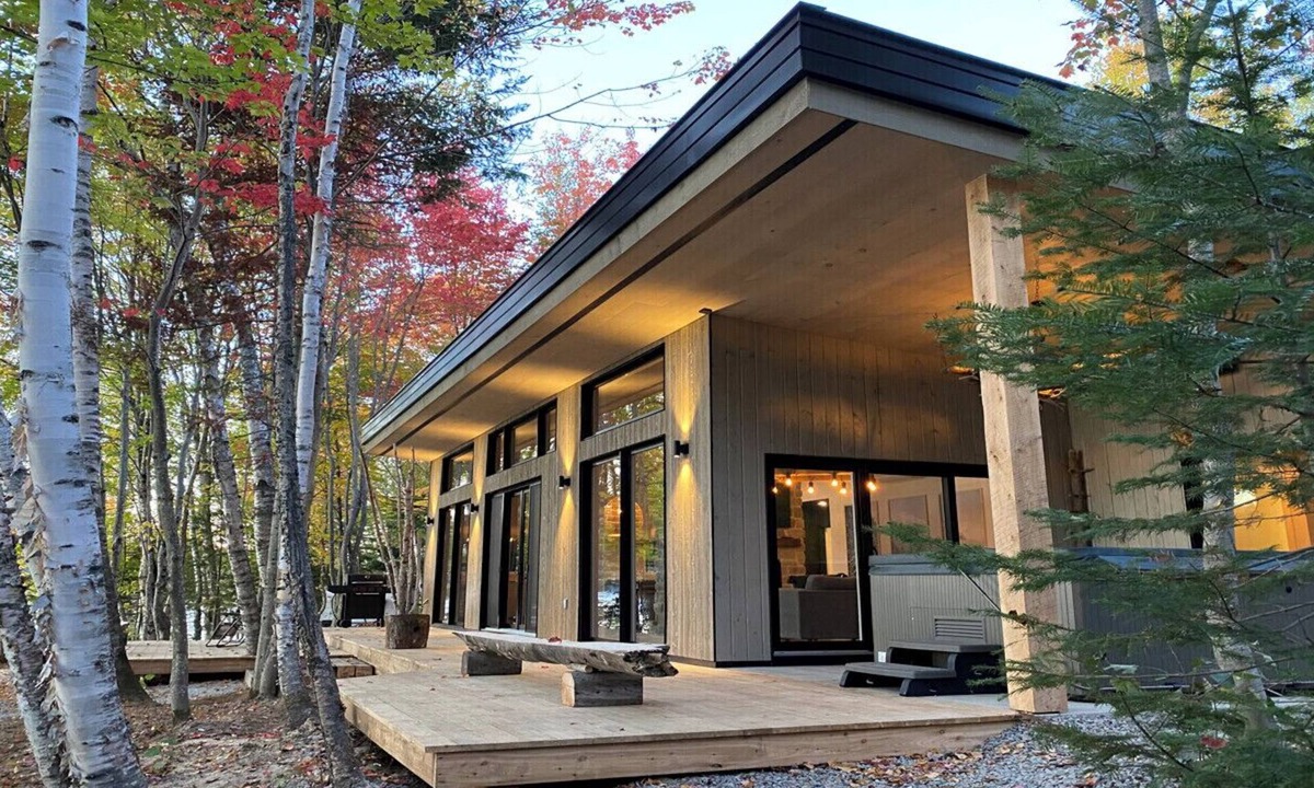 Mauricie Ski Chalet | ABRI | Luxury Waterfront Chalet in Mauricie