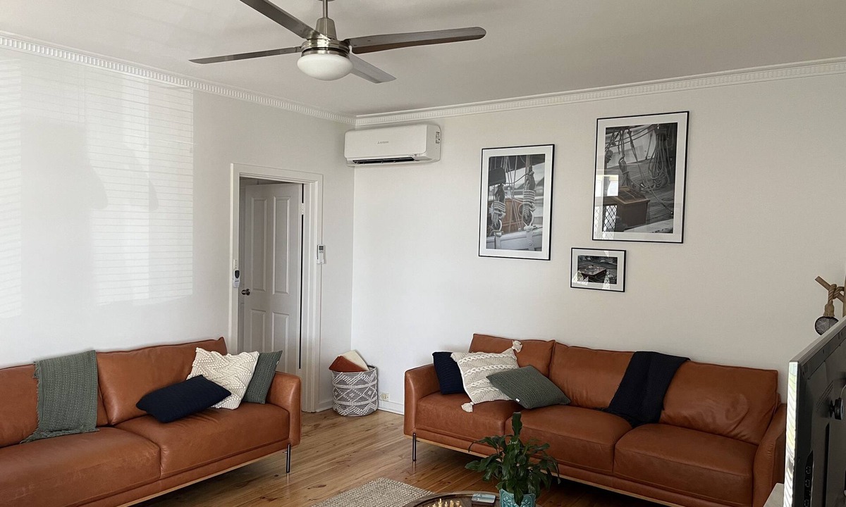 Henley Beach Apartment | Absolute Beachfront - simply enjoy