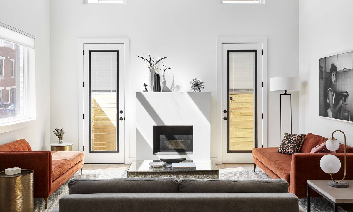 Point Breeze House | Absolute Luxury! Sleeps 16! RoofDeck/Gym/Wet Bar