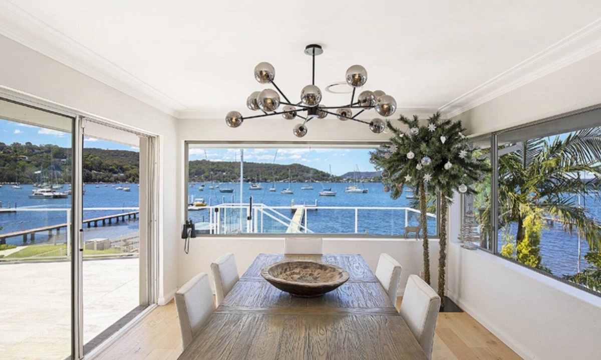 Koolewong House | Absolute Waterfront Delight