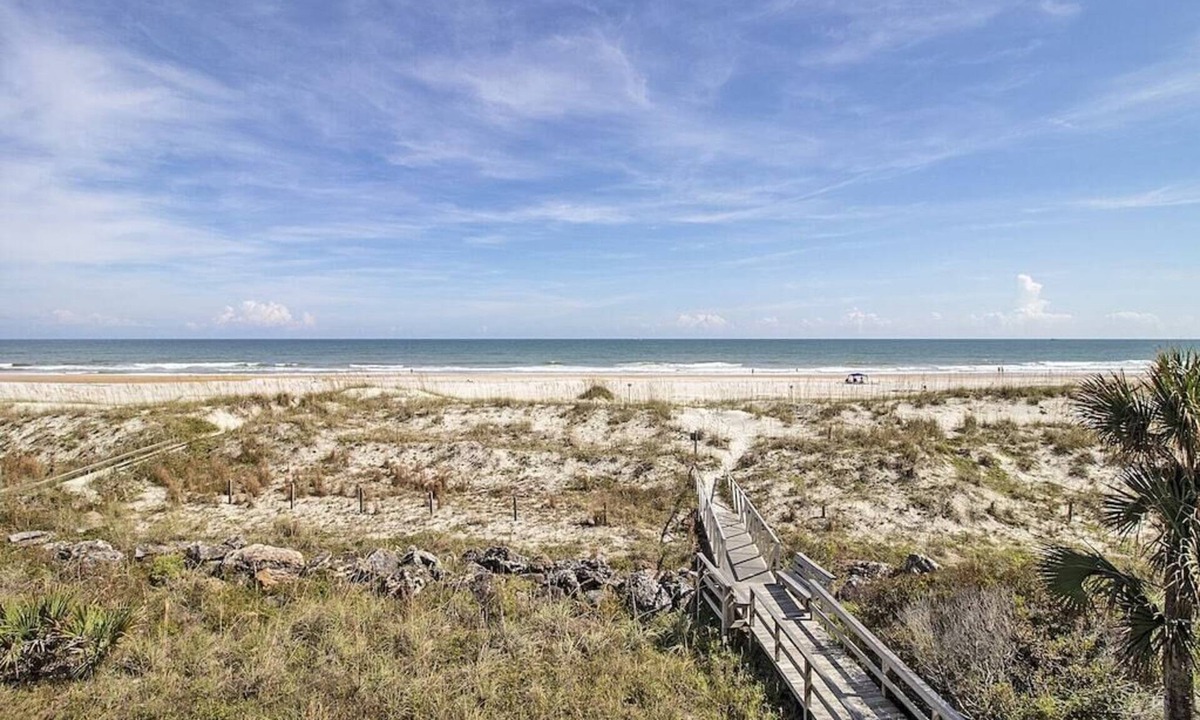 St. Augustine Beach Condo | Absolutely Fabulous Oceanfront Condo With Pool