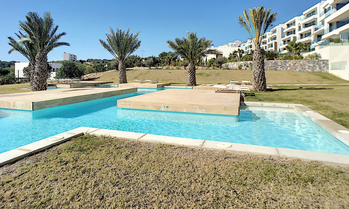Lo Rufete Apartment | Acacia 220 @ Las Colinas Golf & Country Club