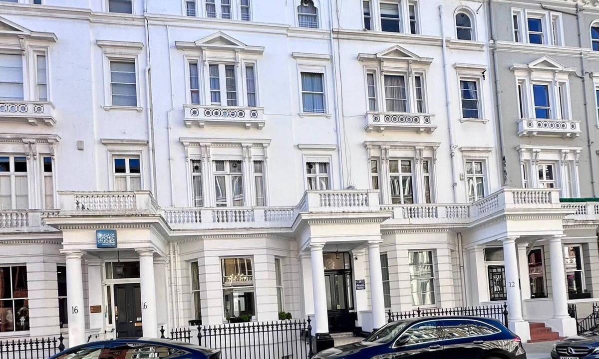 South Kensington Hostel | Acacia Hotel