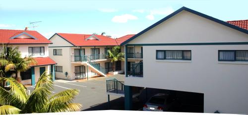 East Tamaki Hotel | Academy at Botany Motor Inn