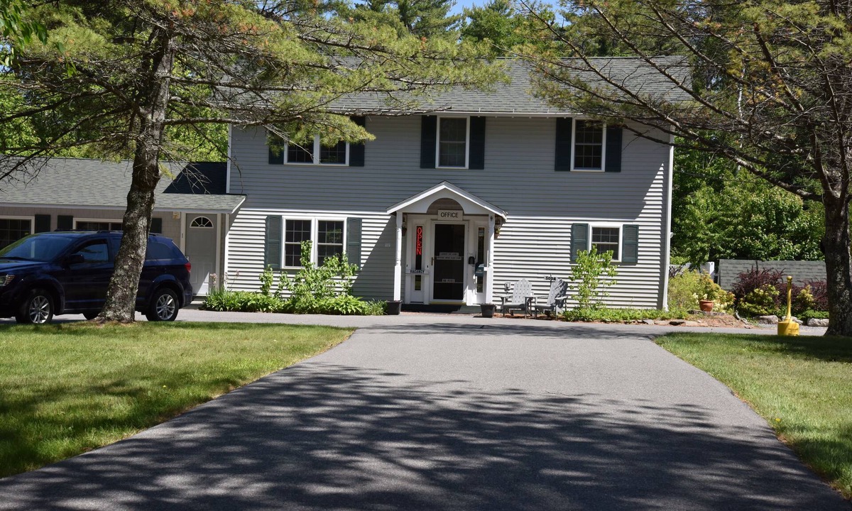 Salsbury Cove Hotel | Acadia Pines Motel