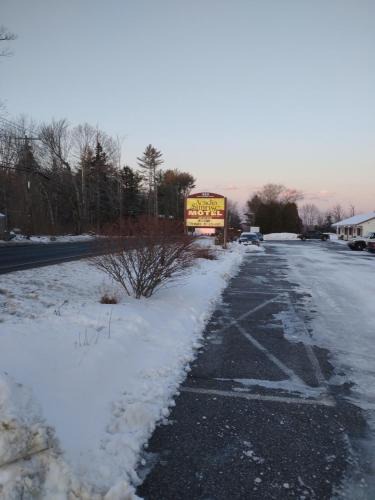 Trenton Hotel | acadia sunrise motel