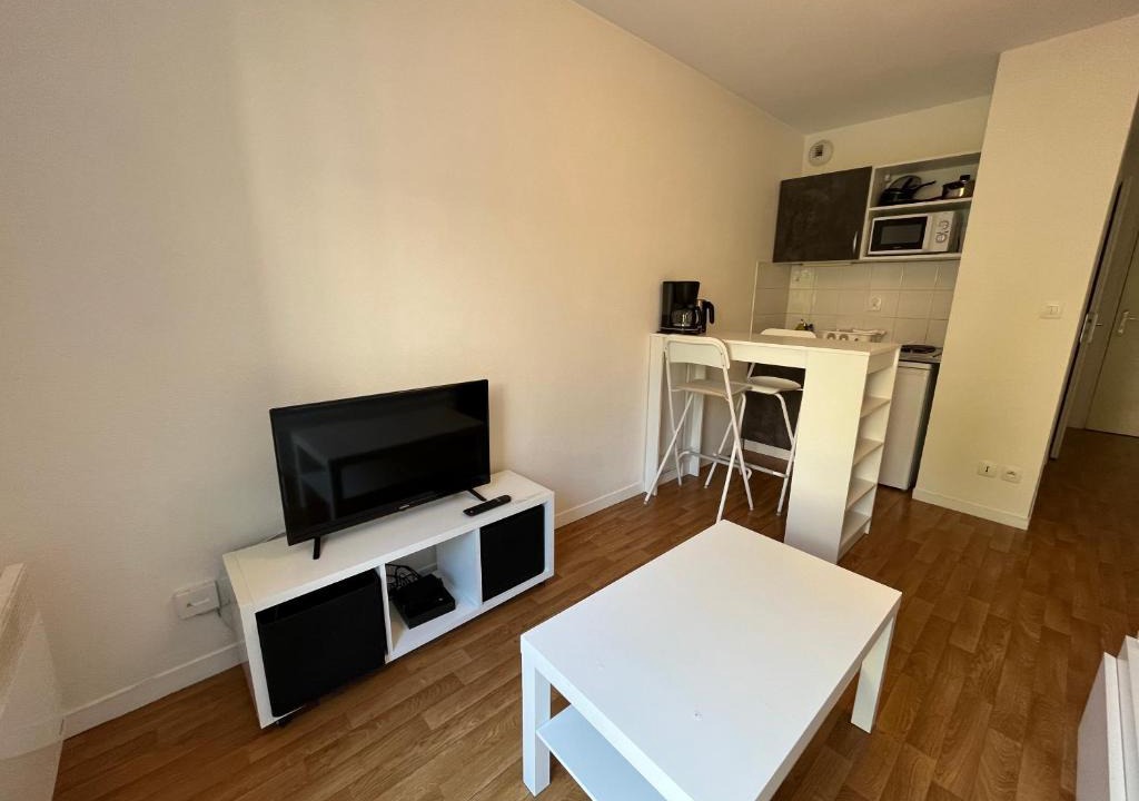 Quartier Calmette Apartment | Acajou, Studio avec terrasse et parking privé