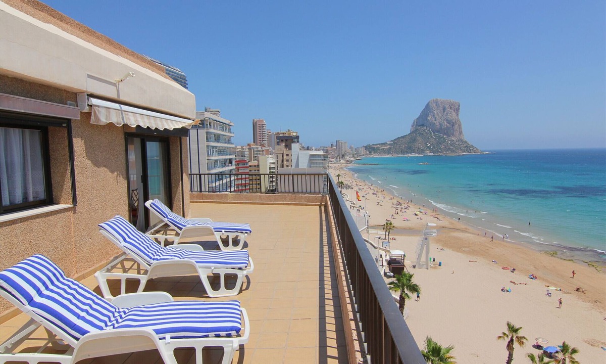 Calpe City Center Apartment | ACARIBEP-1ºlínea Playa-Wifi y Garaje Gratis.