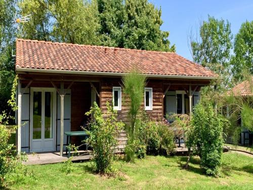 Moutiers-Sous-Chantemerle House | Accessible Family Cottage for 6