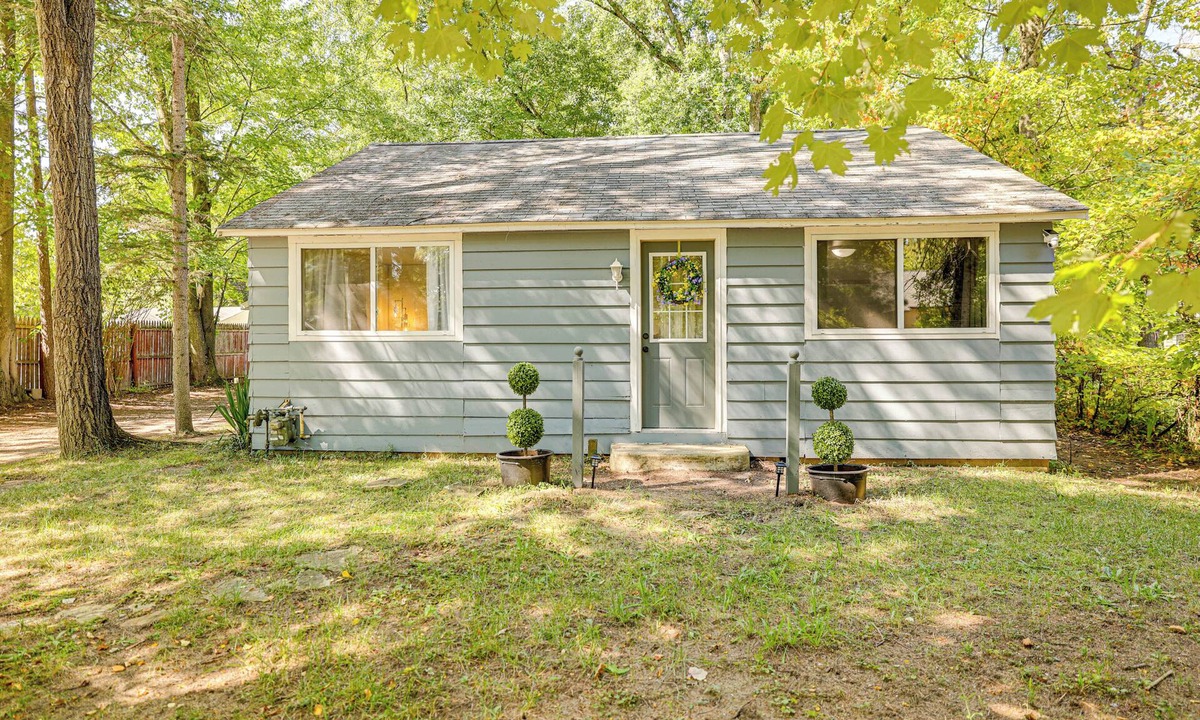 Baldwin House | Accessible Home w/Yard: 1 MI to Pere Marquette