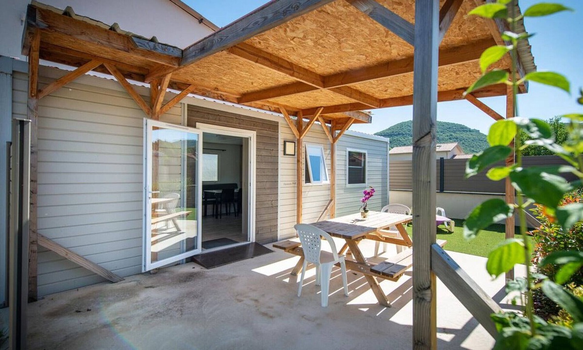 Saint-Rome-de-Tarn House | Accessible Mobile Home with Terrace in Saint-Rome-de-Tarn