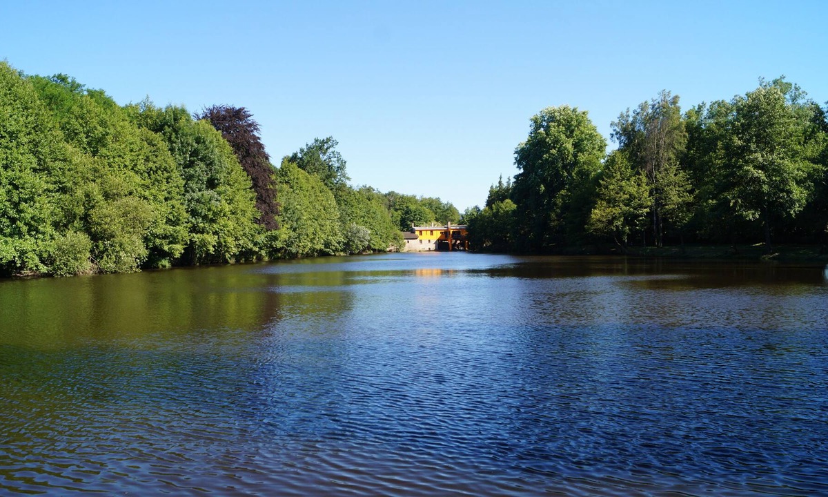 Flavignac House | accommodation at fishing lake