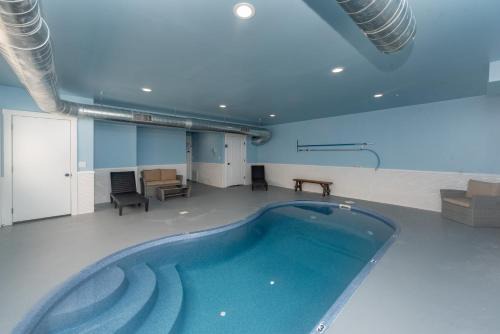 McHenry House | Aces High Lodge