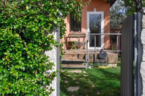 Zarzuela del Monte Apartment | Acogedora casa con verde jardín by CABANA Rentals