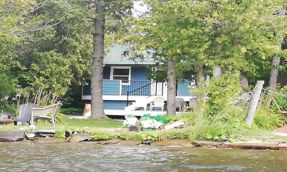 Fenelon Falls House | Across the Pond Cottage Rental