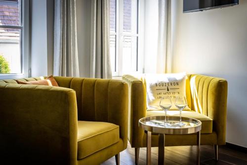 Givry Apartment | Activinum