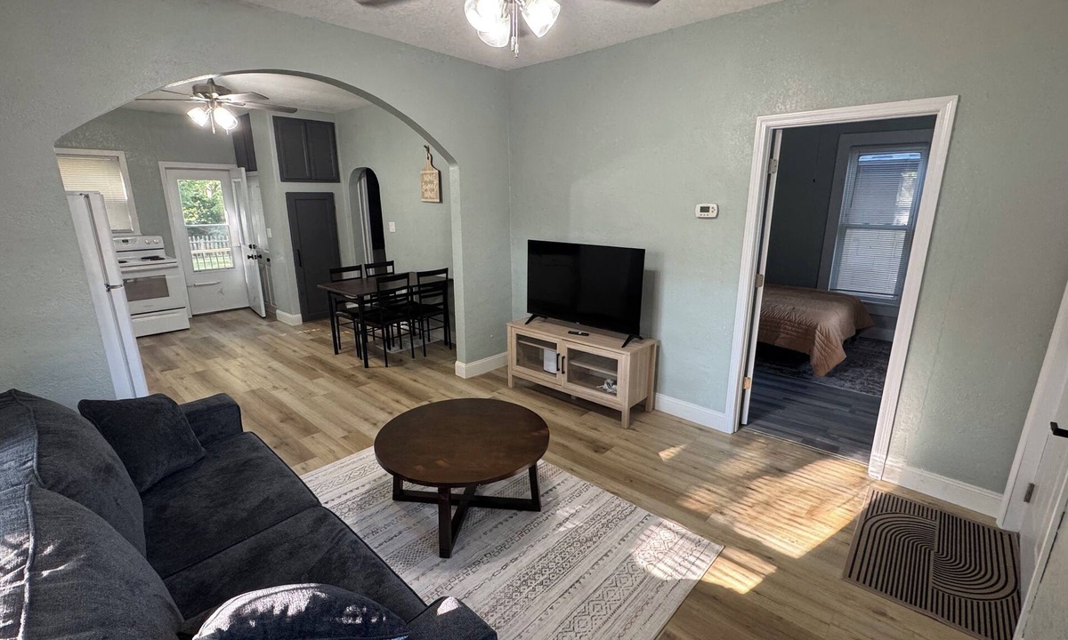 Creston House | Adair Hideaway : Quiet Neighborhood - Fenced Yard