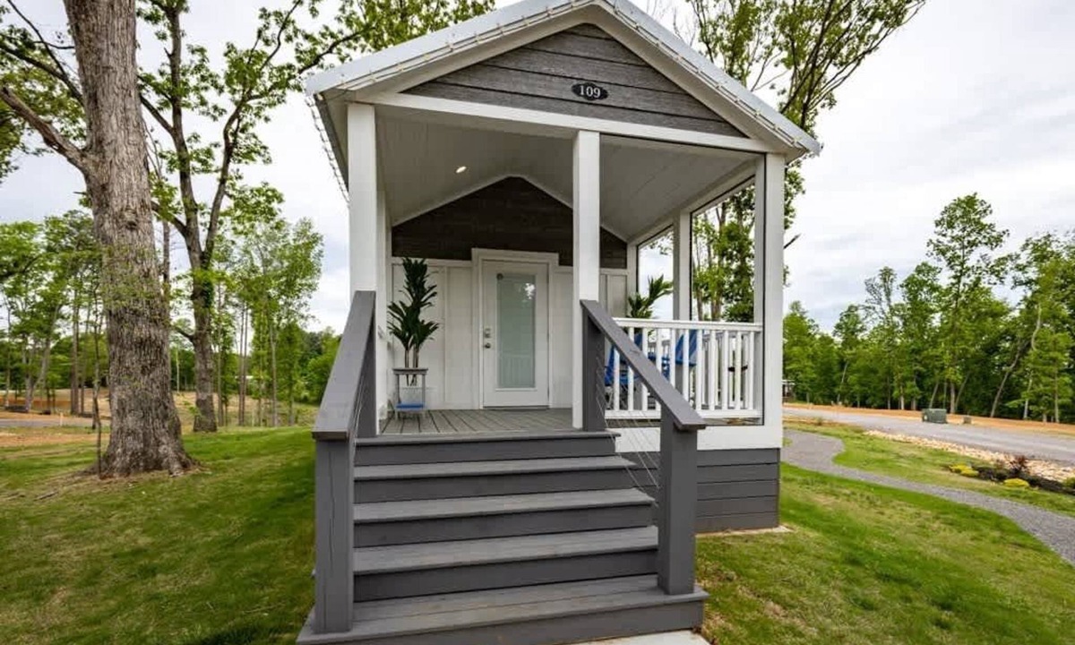 Dover Cottage | Adam & Shirley's Place 109