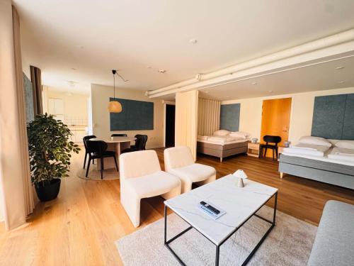Aalborg Apartment | aday - Deluxe Studio Apartment with King Size Beds