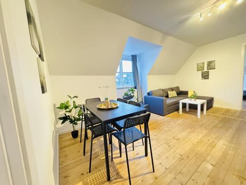 Aalborg Midtby Apartment | aday - Starlight 2 bedrooms Apartment in the Heart of Aalborg