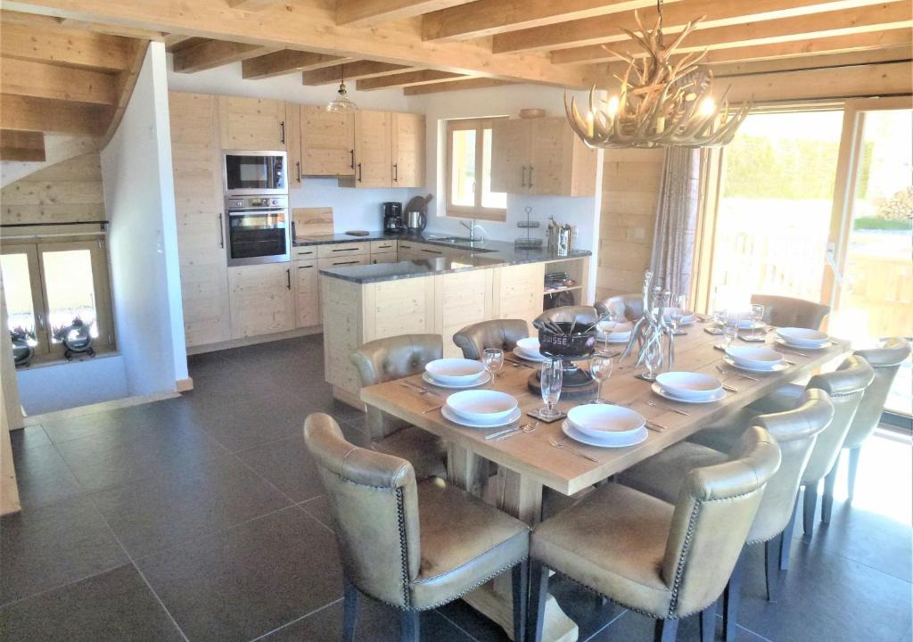 Nendaz Ski Chalet | Adele SKI IN & SKI OUT chalet 10 pers