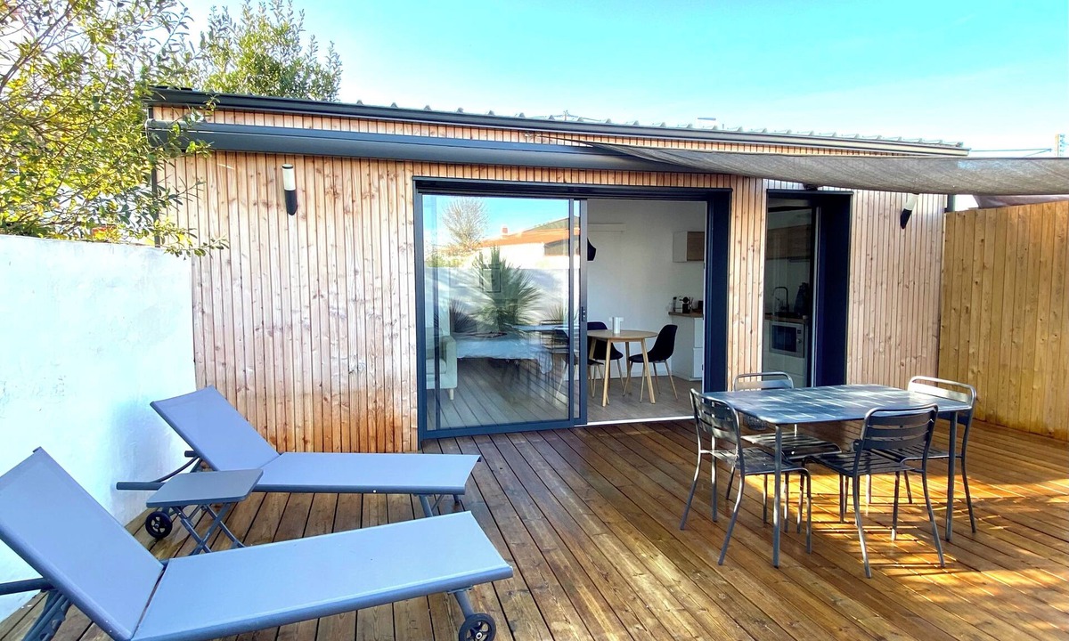 La Tranche-sur-Mer Ski Chalet | Aderiva la Suite with sauna & garden - Beach nearby
