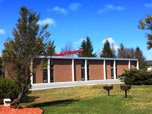 Watertown Hotel | Adirondack Efficiencies