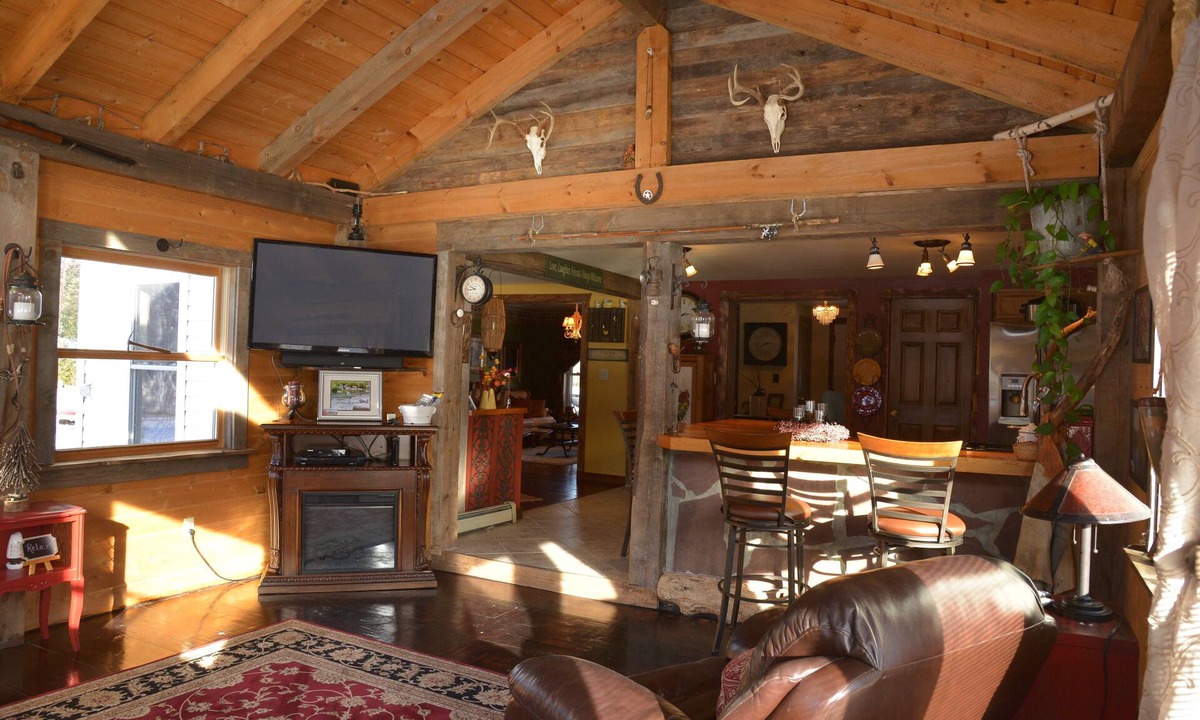 Town of Chesterfield Other | Adirondack Mountain View*unique Exquisite Farmhouse 6 person Hot Tub