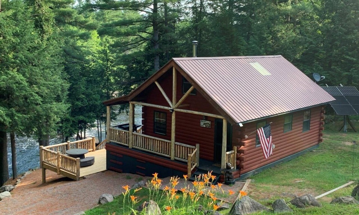 Town of Diana Cabin | Adirondack/Oswegatchie Riverfront Cabin