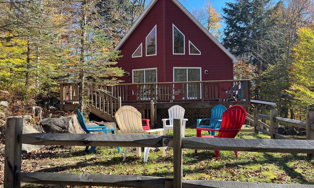 Town of Webb House | Adirondack Red House